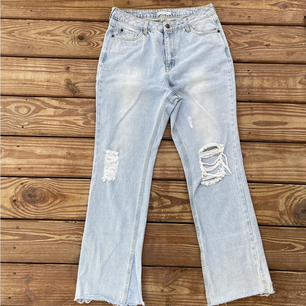 Avec Les Filles Distressed Light Wash Straight Leg Jeans Raw Hem Size 29